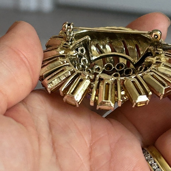 VINTAGE mid century Elegant Gold and Orange Brooch 🌻 - Picture 8 of 10